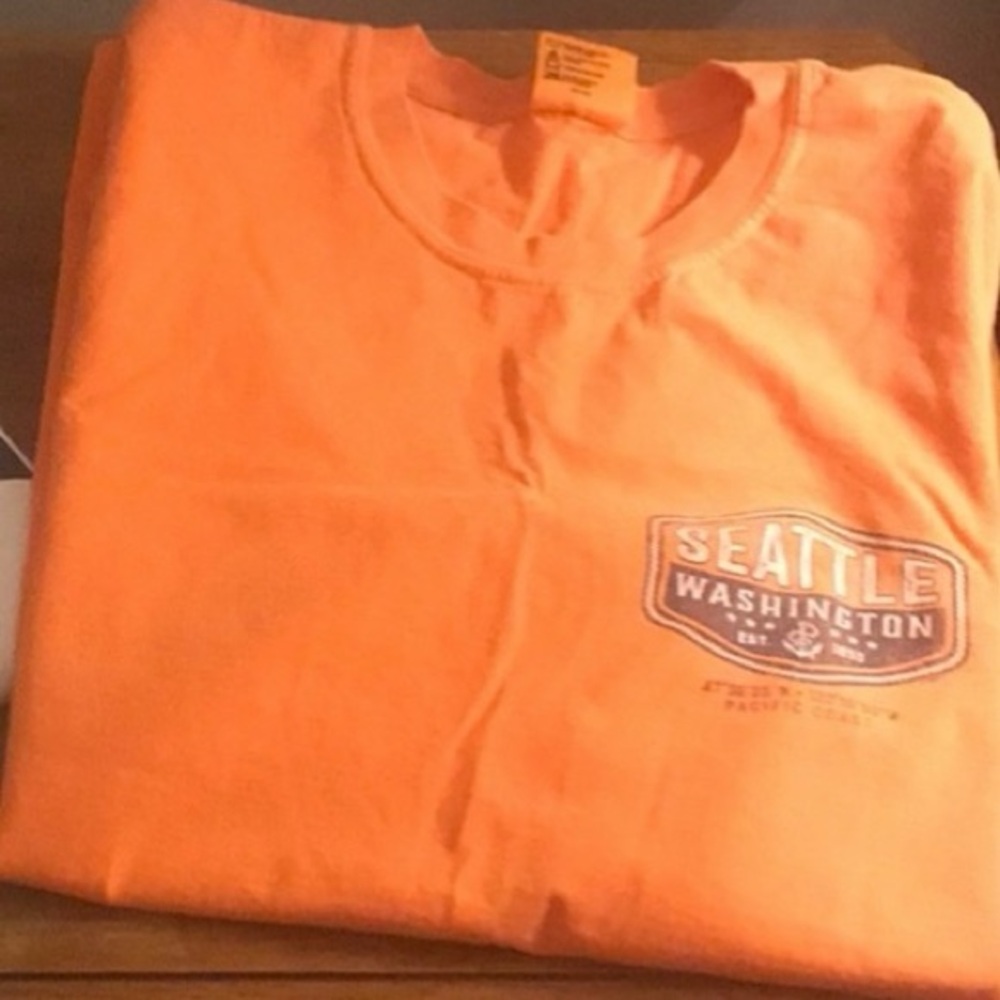 Seattle T-Shirts - NEW